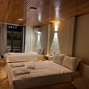 La Perato Hotel